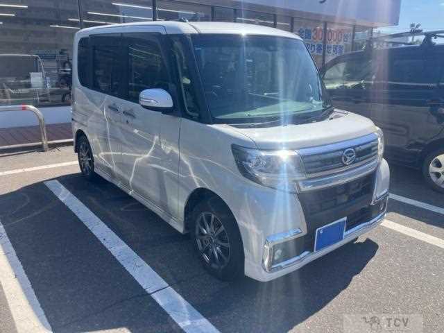 2016 Daihatsu Tanto