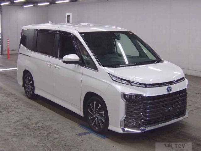 2023 Toyota Voxy