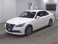 2015 Toyota Crown Hybrid