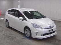 2014 Toyota PRIUS α