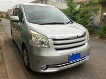 2009 Toyota Noah