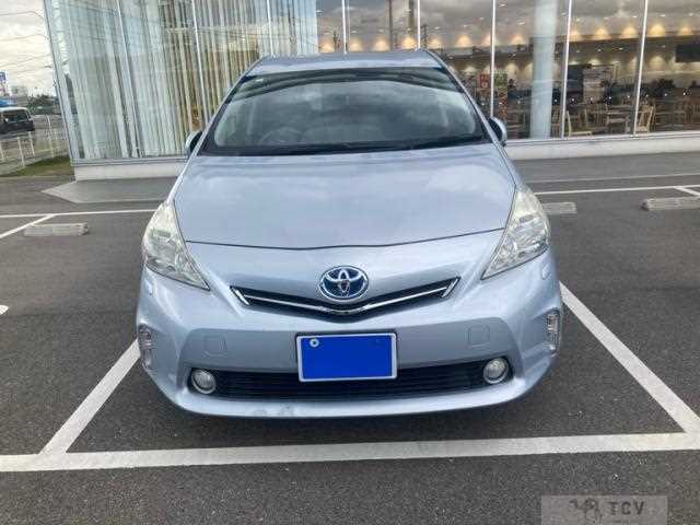 2011 Toyota PRIUS α