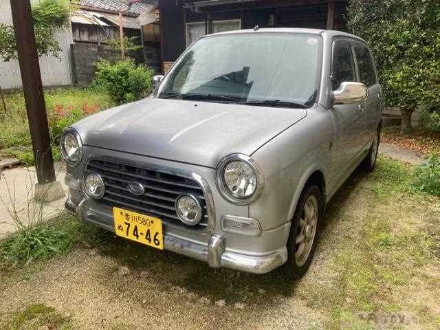 2004 Daihatsu Miragino