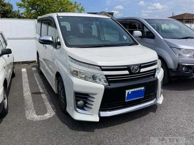2015 Toyota Voxy