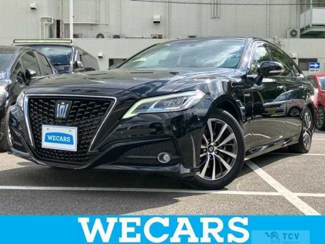 2018 Toyota Crown Hybrid