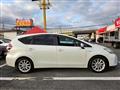 2015 Toyota PRIUS α