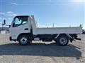 2025 Mitsubishi Fuso Canter