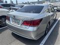 2015 Toyota Crown Hybrid