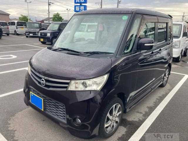 2011 Nissan ROOX