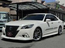 2014 Toyota Crown