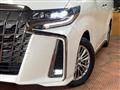 2022 Toyota Alphard Hybrid
