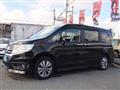 2013 Honda Step WGN