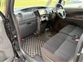 2012 Daihatsu Tanto