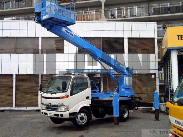 2008 Hino Dutro