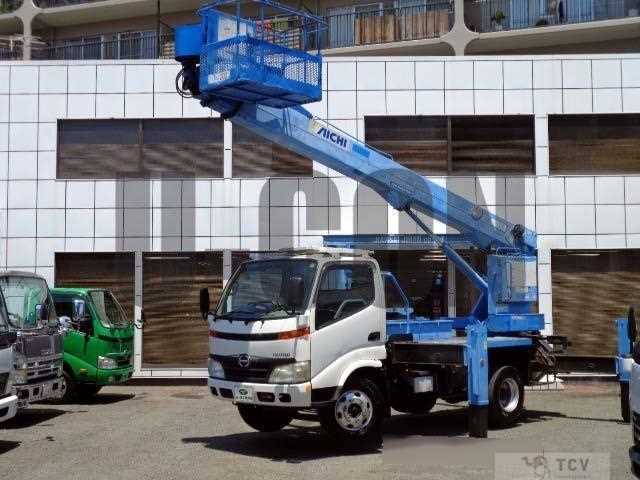2008 Hino Dutro