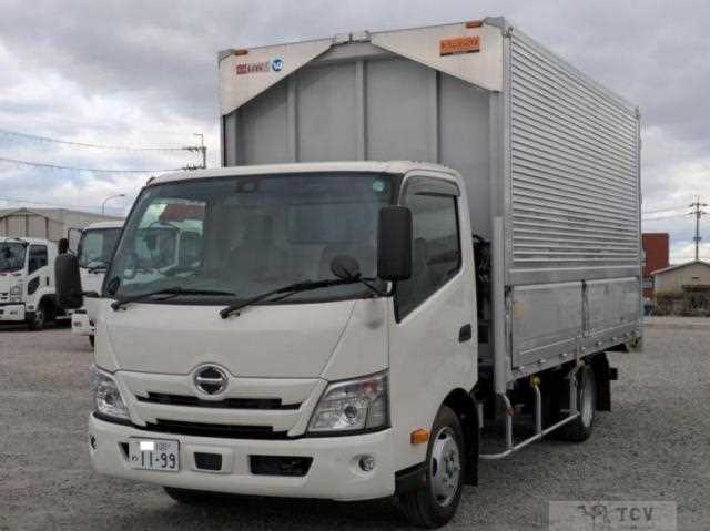 2025 Hino Dutro