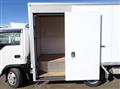 2017 Isuzu Elf Truck