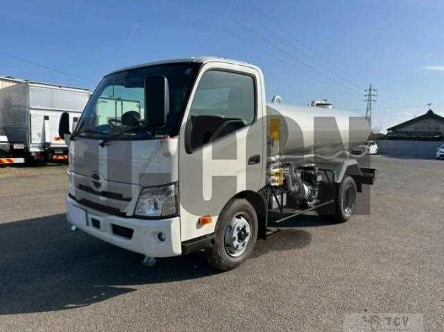 2025 Hino Dutro