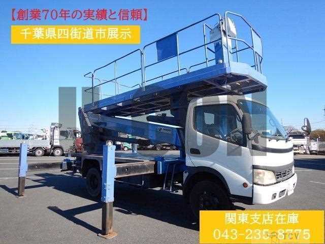 2005 Hino Dutro