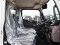 2025 Mitsubishi Fuso Canter