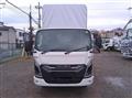 2025 Isuzu Elf Truck