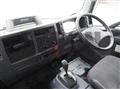 2020 Isuzu Elf Truck