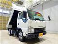 2025 Isuzu Elf Truck
