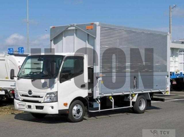 2025 Hino Dutro