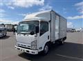 2013 Isuzu Elf Truck