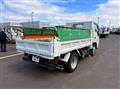 2020 Isuzu Elf Truck
