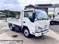 2013 Isuzu Elf Truck