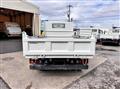 2013 Isuzu Elf Truck