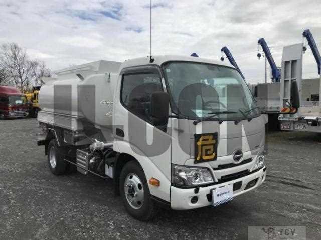 2025 Hino Dutro