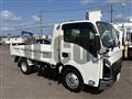 2025 Isuzu Elf Truck