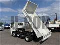 2025 Isuzu Elf Truck