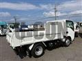 2025 Isuzu Elf Truck