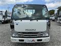 2013 Isuzu Elf Truck