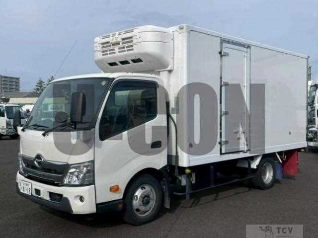 2023 Hino Dutro