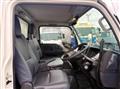 2025 Isuzu Elf Truck