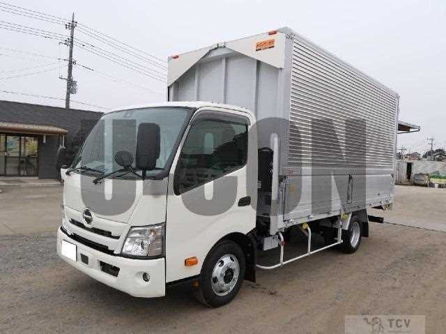 2025 Hino Dutro