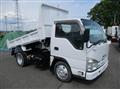 2013 Isuzu Elf Truck