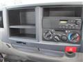 2013 Isuzu Elf Truck