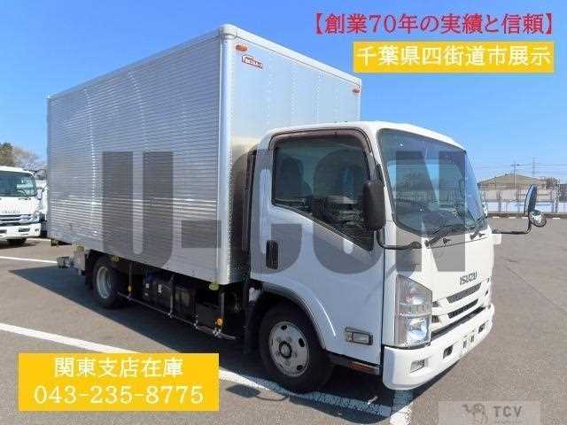 2020 Isuzu Elf Truck