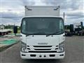2020 Isuzu Elf Truck