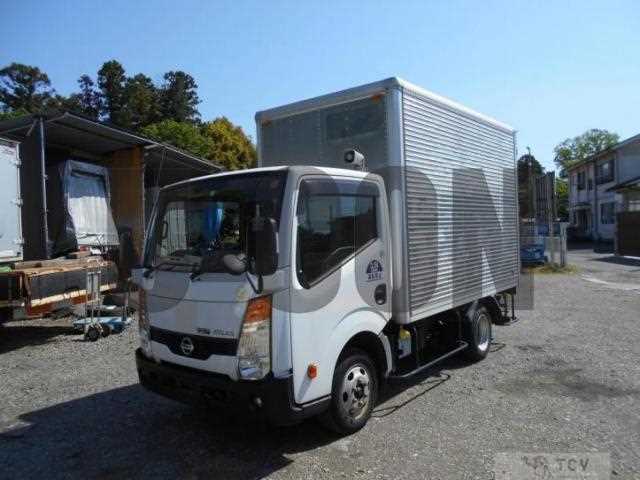 2014 Nissan Atlas