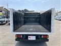 2019 Isuzu Elf Truck