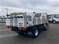 2016 Isuzu Elf Truck