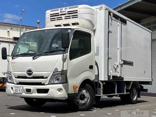 2022 Hino Dutro