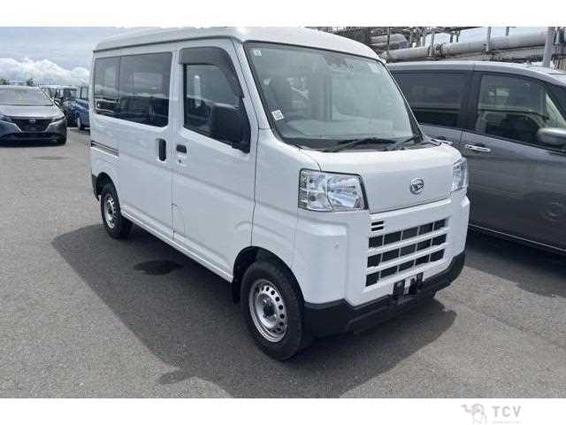 2022 Daihatsu Hijet Cargo