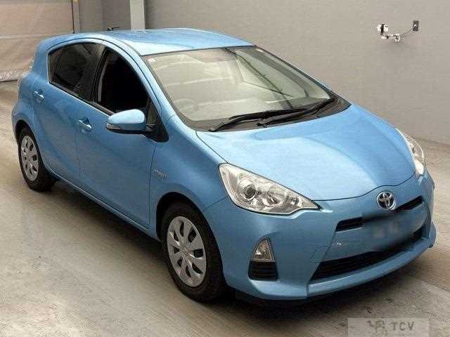 2013 Toyota AQUA